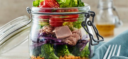 To-Go-Salat mit Thunfisch