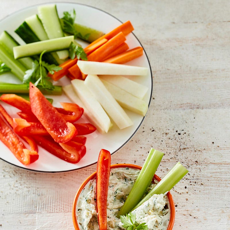 French-Onion-Dip mit Rohkost