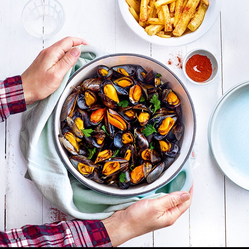 Foto van Mosselen in witte wijnsaus met frietjes door WW