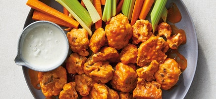 Buffalo cauliflower bites with blue cheese