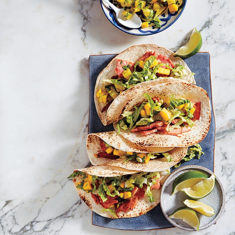 ViktVäktarna - Skinktacos med mango- och ananassalsa