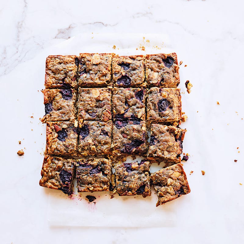 Photo of Almond & cherry oat bars by WW