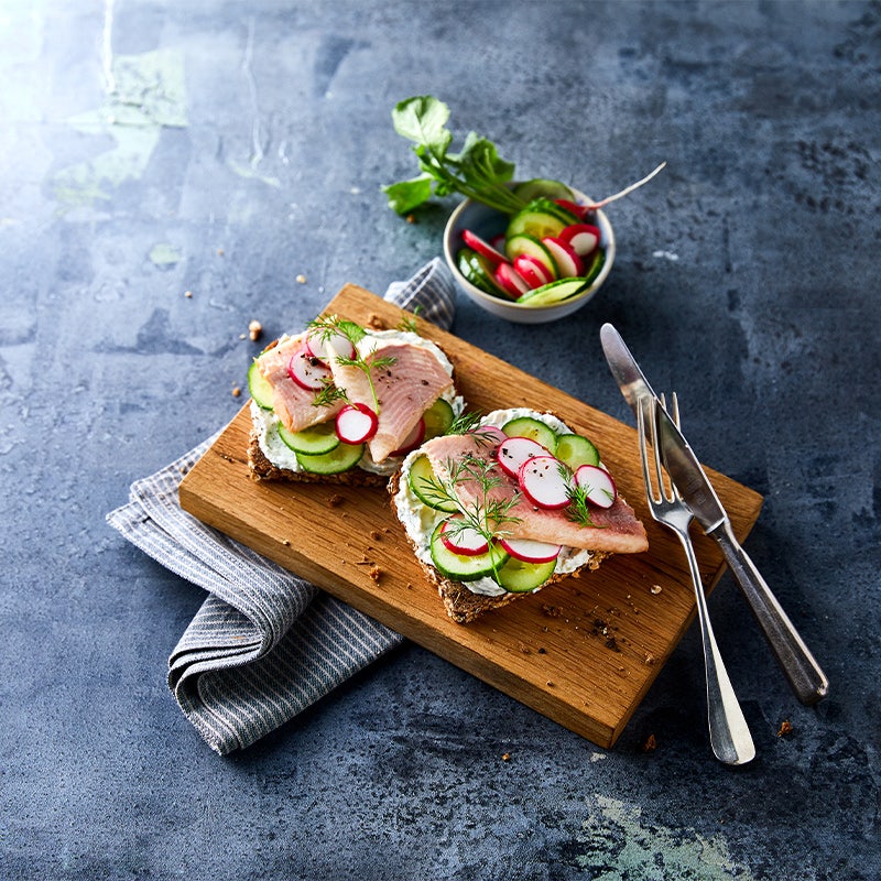 Forellen-Meerrettich-Brot