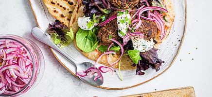 Beef koftas with flatbreads, salad & lemon yogurt dressing