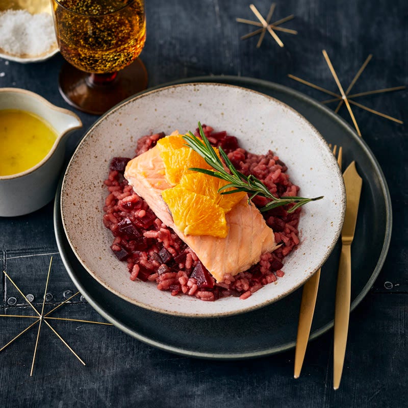 Orangenlachs mit Randenrisotto
