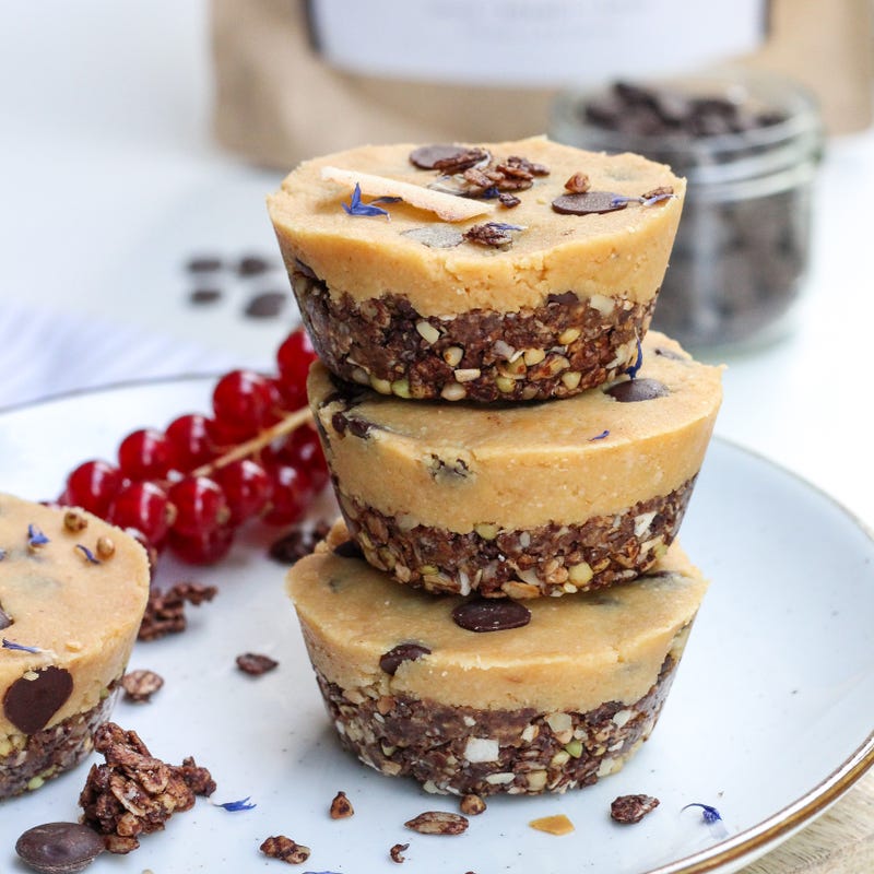 Foto van Crunchy granola cookie dough cups - WW Loves - Oot Granola door WW