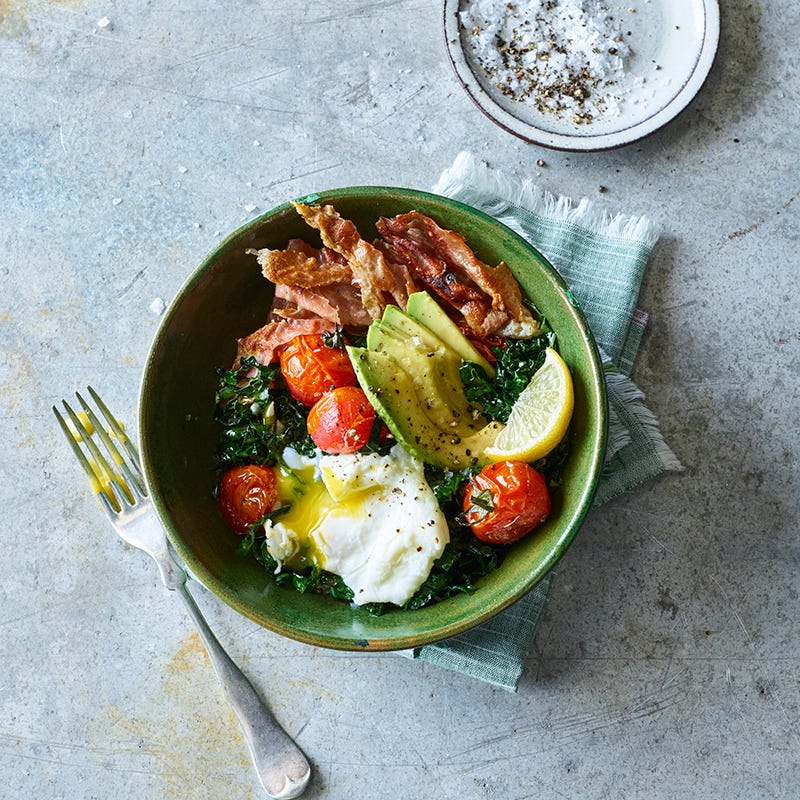 ViktVäktarna - Frukostbowl med grönkål, avokado och pocherat ägg