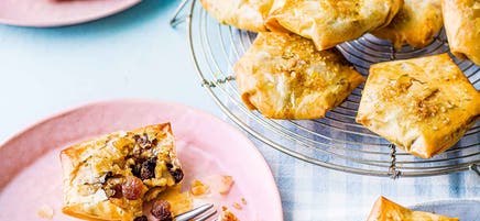 Eccles cakes