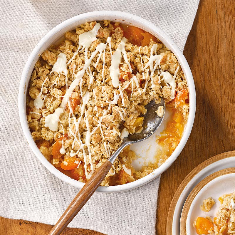 Pfirsichcrumble mit weisser Schokolade