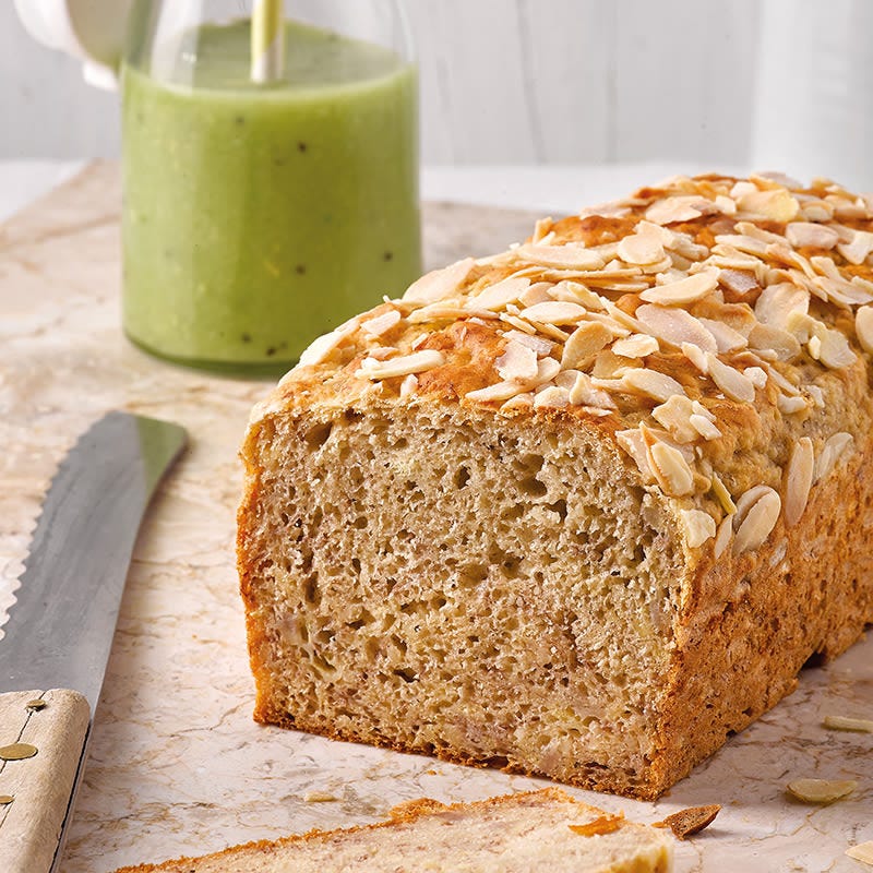Veganes Bananenbrot mit Mandeln