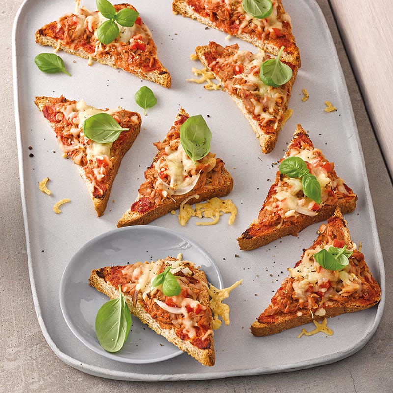 Überbackene Thunfisch-Toast-Ecken