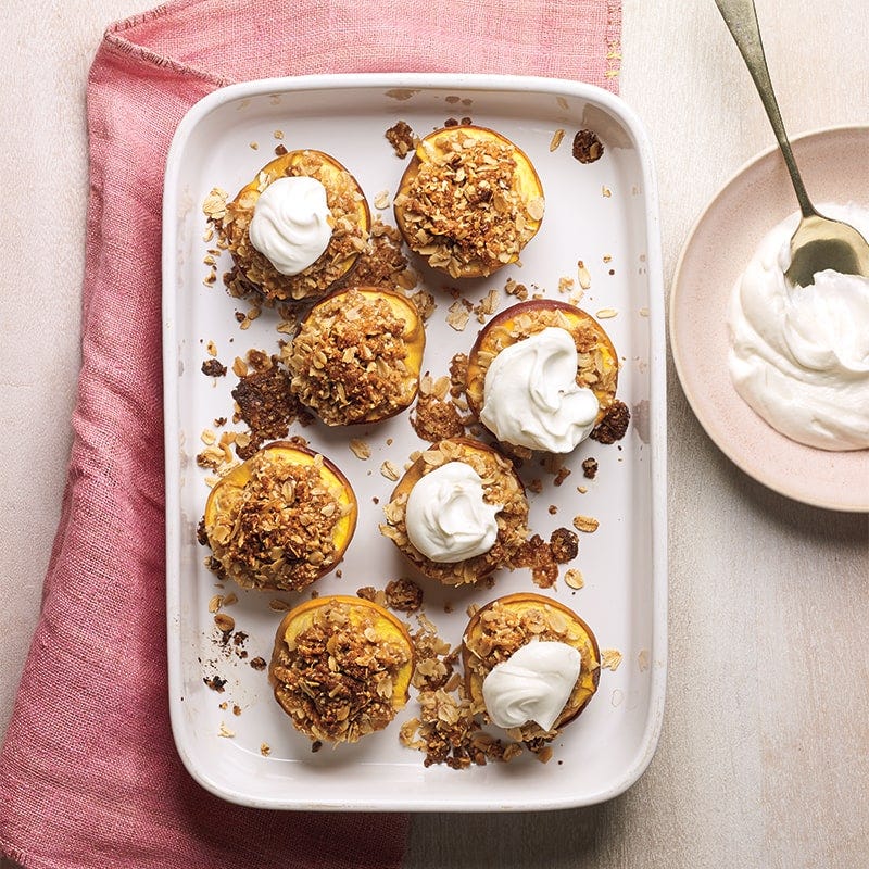 Baked peaches with almond crumble