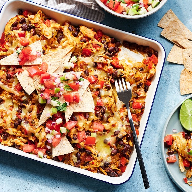Shredded chicken nachos with salsa
