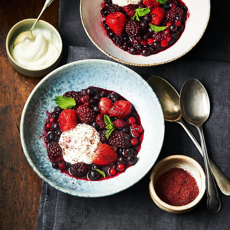 Photo of Sumac-roasted winter berries with mascarpone cream by WW