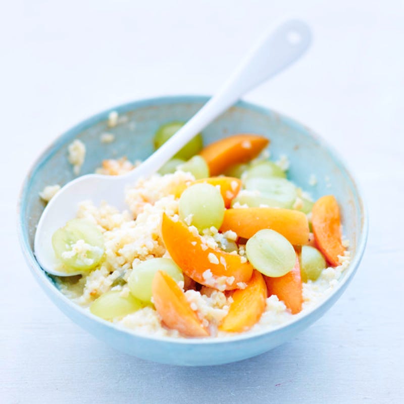 Foto Hirsebrei mit Aprikosen und Trauben von WW