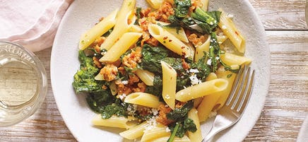 Penne with spinach and sausage