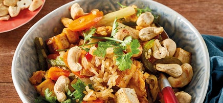 Bratreis mit Ei und Tofu