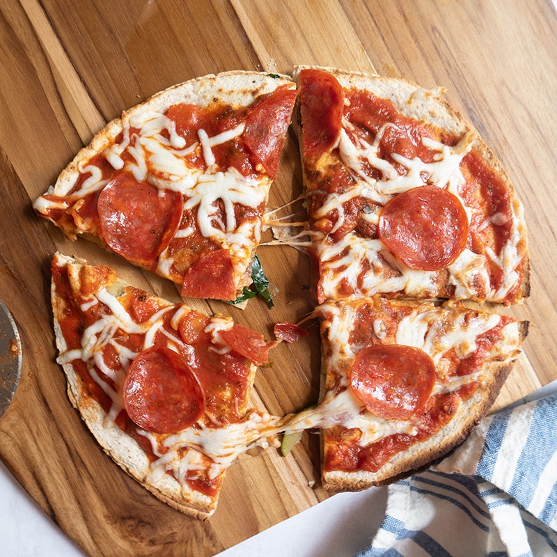 Veggie and pepperoni pizzadilla