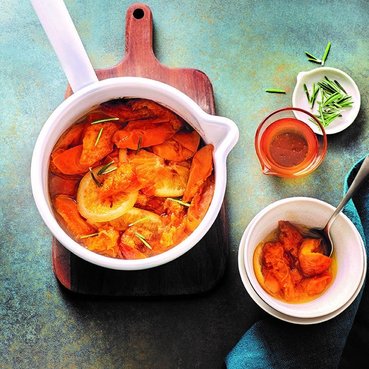 Cocotte d’abricots, romarin et fleur d’oranger