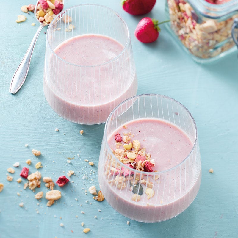 Erdbeer-Smoothie mit Müsli