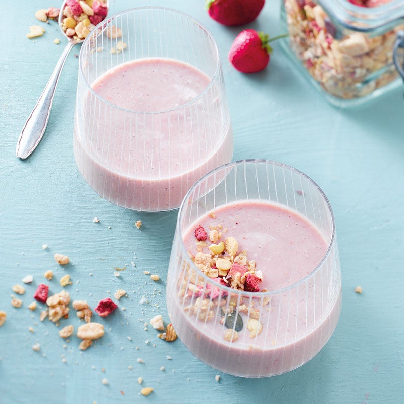 Erdbeer-Smoothie mit Müsli