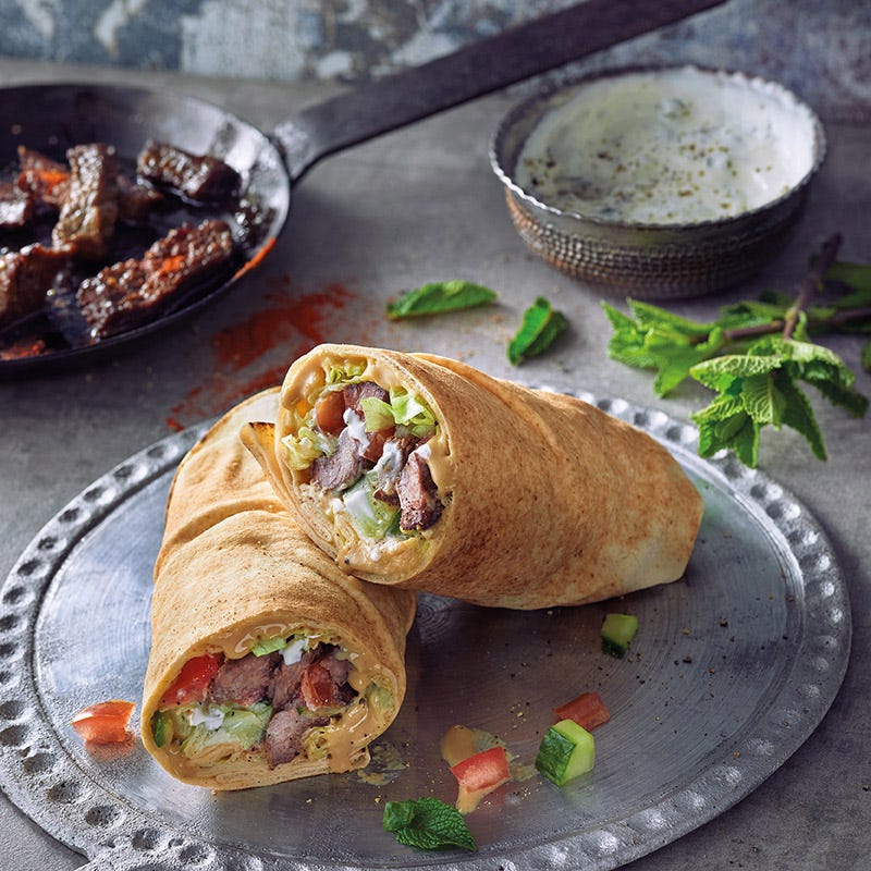 Rindfleisch-Shawarma mit Joghurt-Minz-Dip