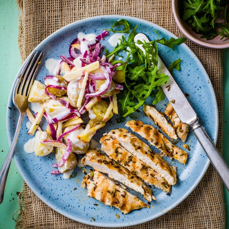 Foto van Venkelkip met appel-aardappelsalade door WW