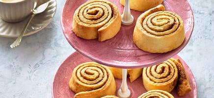 Brioches suédoises à la cannelle et à la cardamome