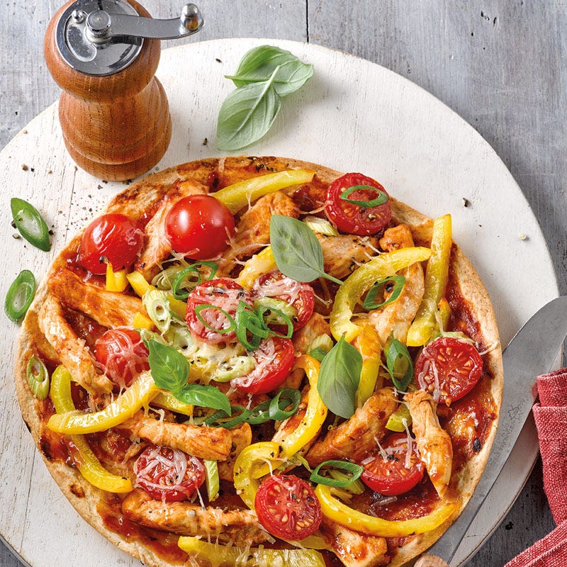 Blitzpizza mit BBQ-Hähnchen