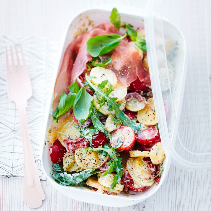 Kartoffelsalat mit Pesto und Parmaschinken