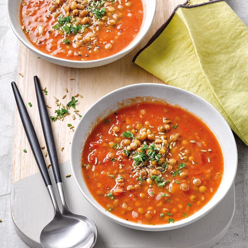 Linsen-Tomaten-Suppe mit Kokos