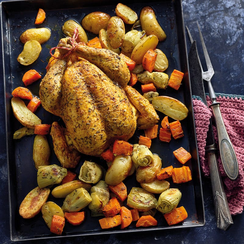 Brathähnchen mit Kartoffeln und Artischocken