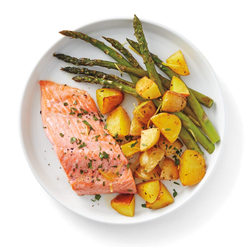 Photo of Roasted salmon with asparagus & potatoes by WW