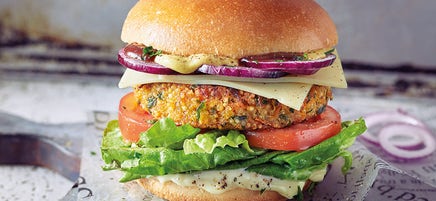 Cheeseburger mit Quinoapatty