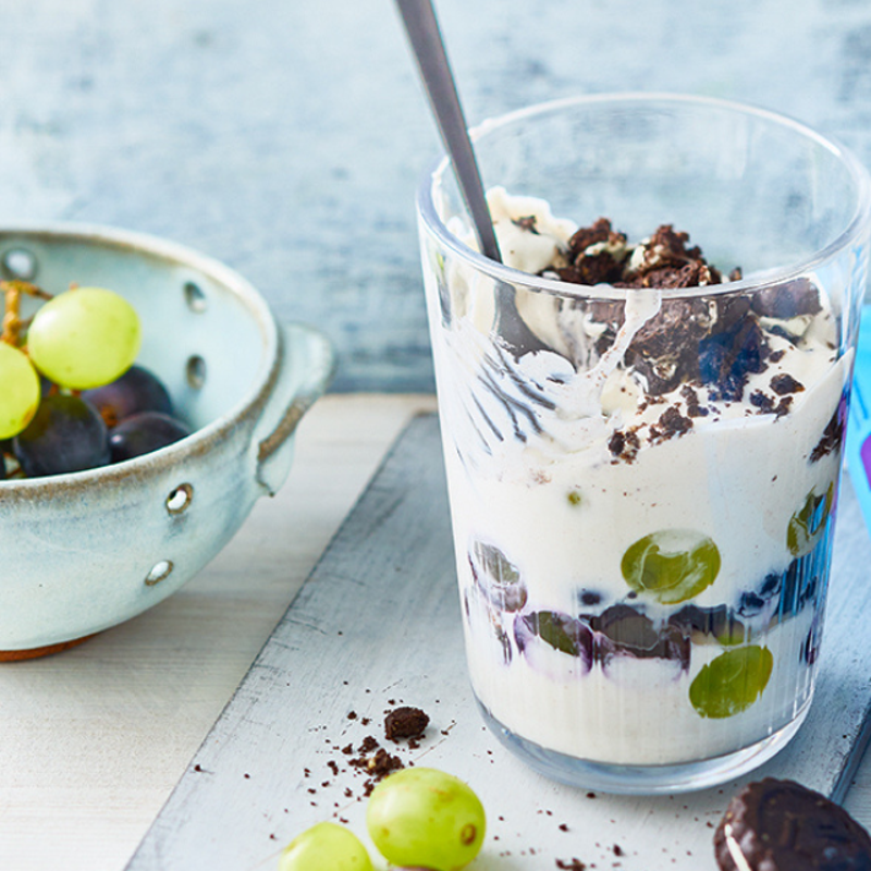 Trauben-Schichtdessert