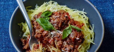 Spaghettikürbis mit Bolognesesauce