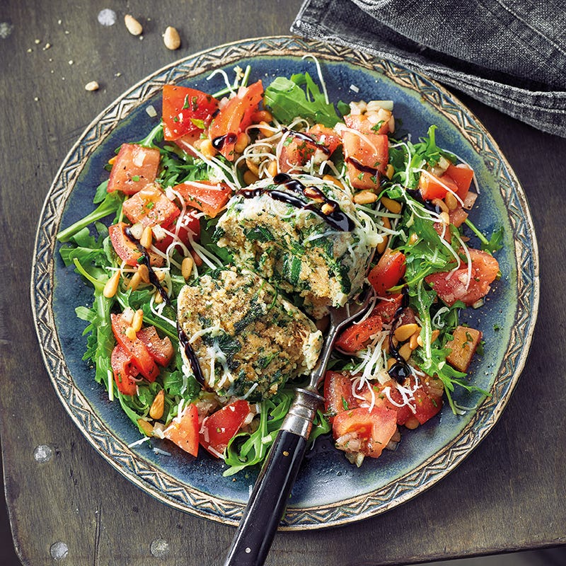 Spinatknödel mit Tomaten-Rucola-Salat