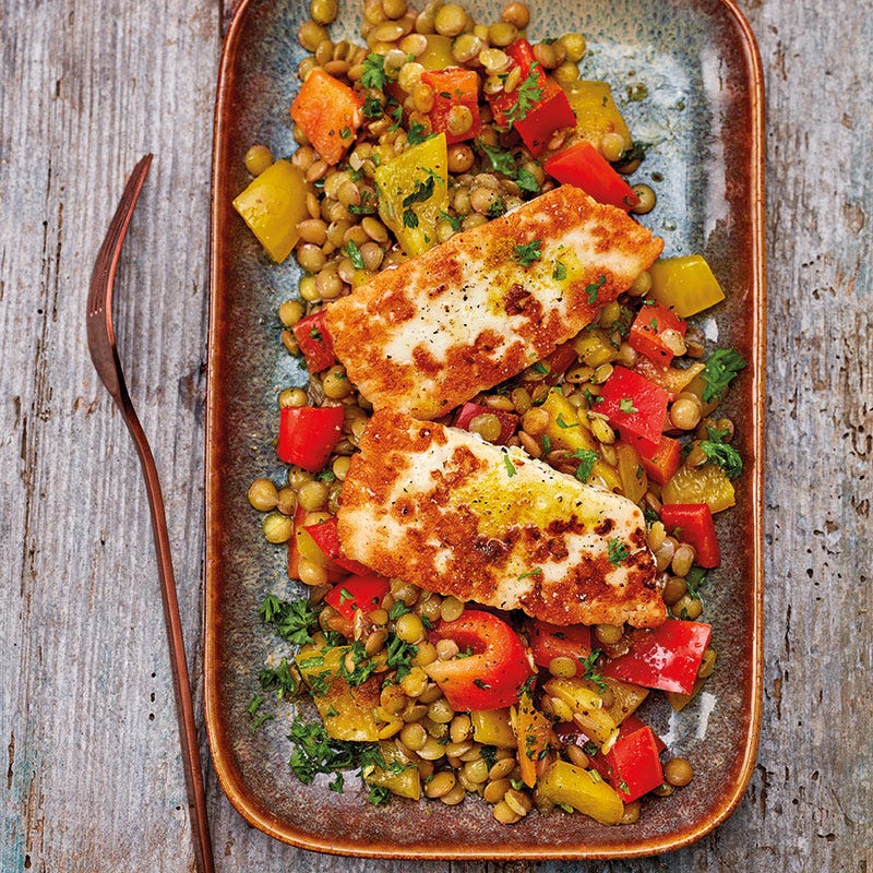 Halloumi mit Paprika-Linsen-Gemüse