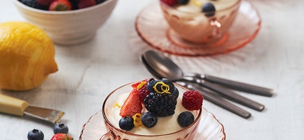 Citronmousse med bär