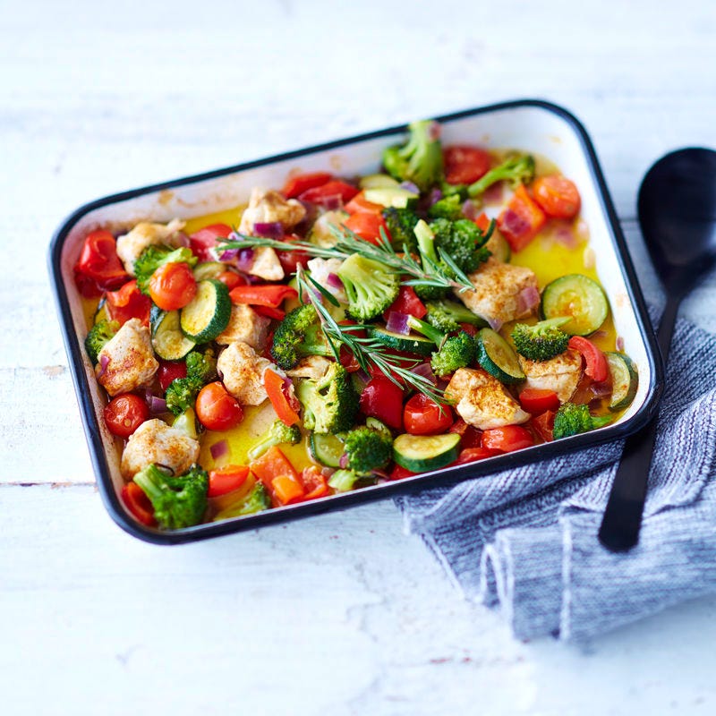 Buntes Ofengemüse mit Poulet