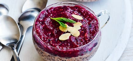 Mixed berry pudding cups