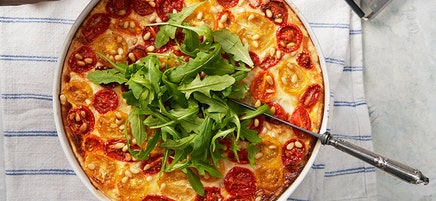 Lök- och tomatpaj med gruyère