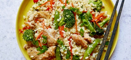 Cauliflower 'rice' and chicken tray bake