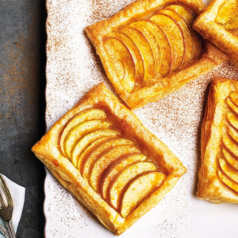 Mini apple tarts