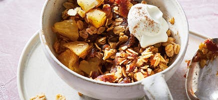 Date spiced apple crumble mug muffin