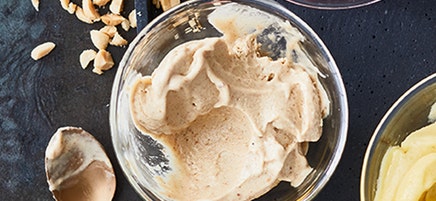 Bananen-Erdnuss-Nicecream