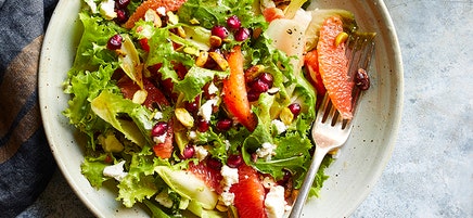 Citrussallad med feta och granatäpple
