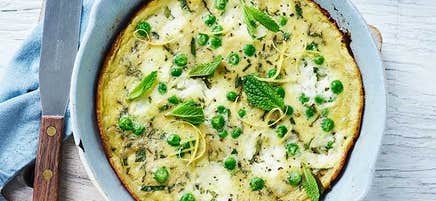 Open cottage cheese and mint omelette