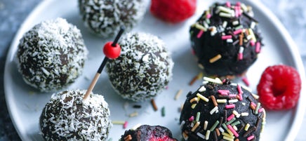 Chocolate protein energy bites