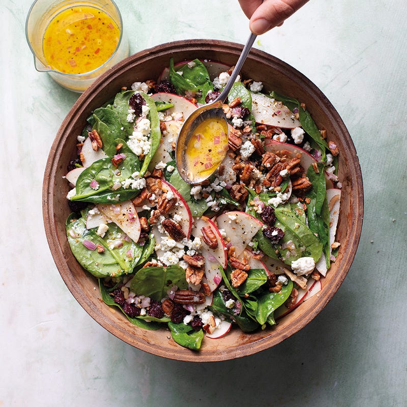 Spinat-Apfel-Salat mit Gorgonzola